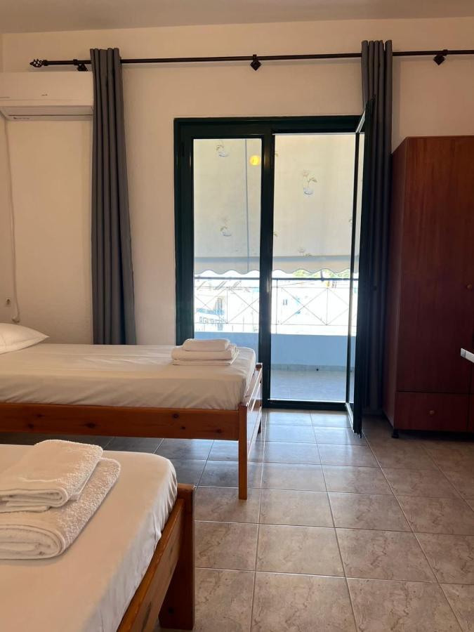 Nona'S Rooms Himare Exterior foto