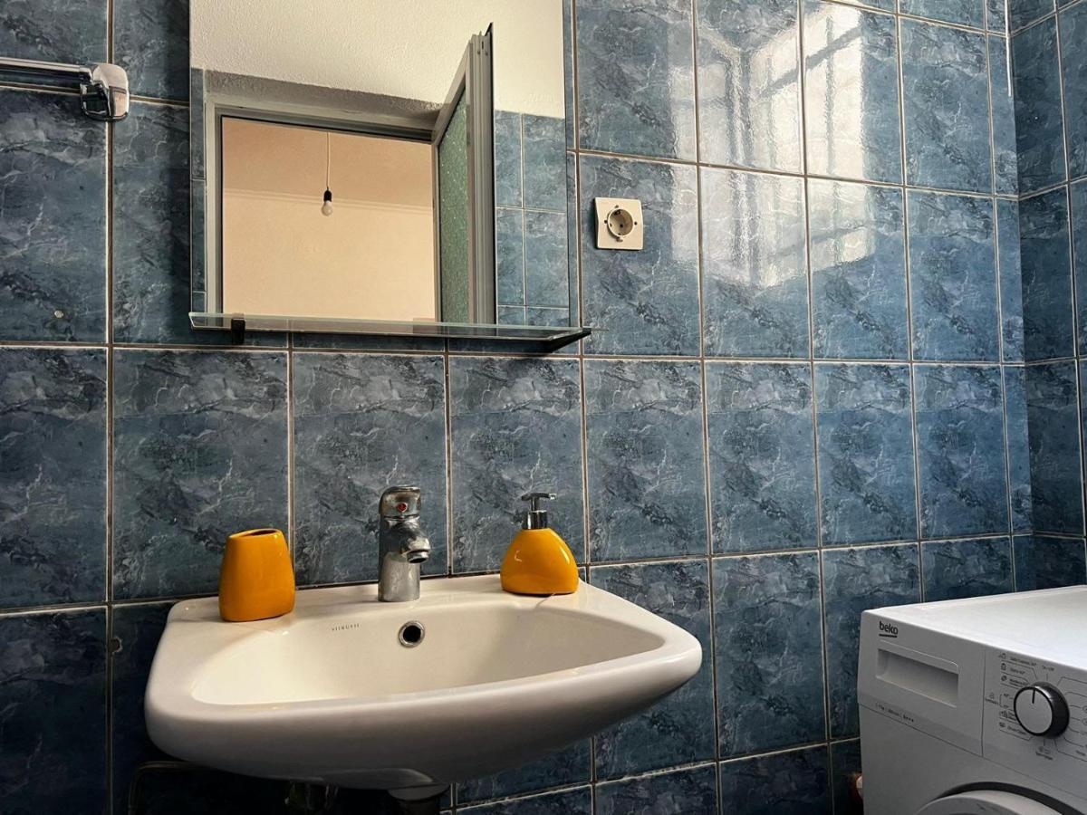 Nona'S Rooms Himare Exterior foto