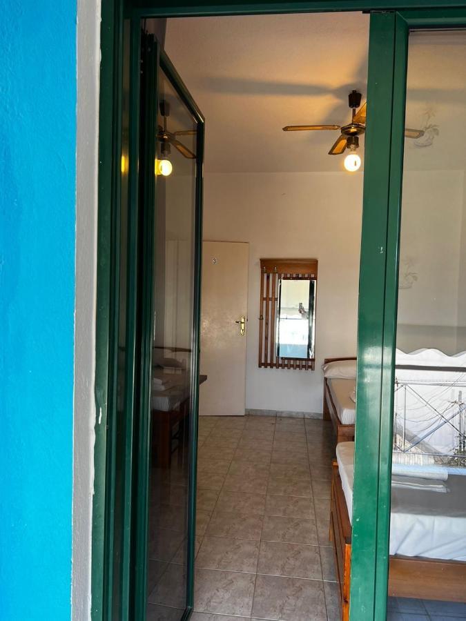 Nona'S Rooms Himare Exterior foto