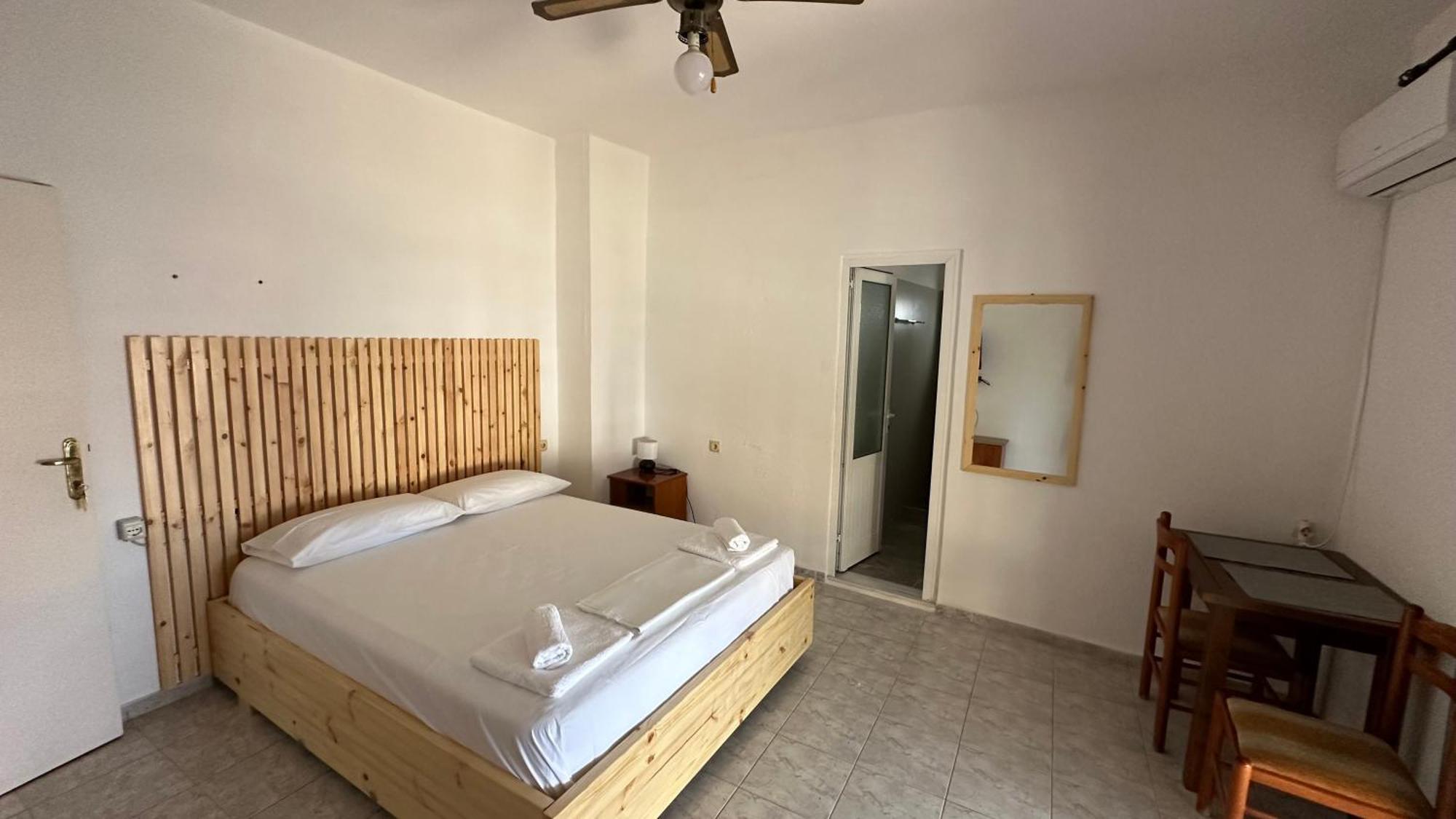 Nona'S Rooms Himare Exterior foto