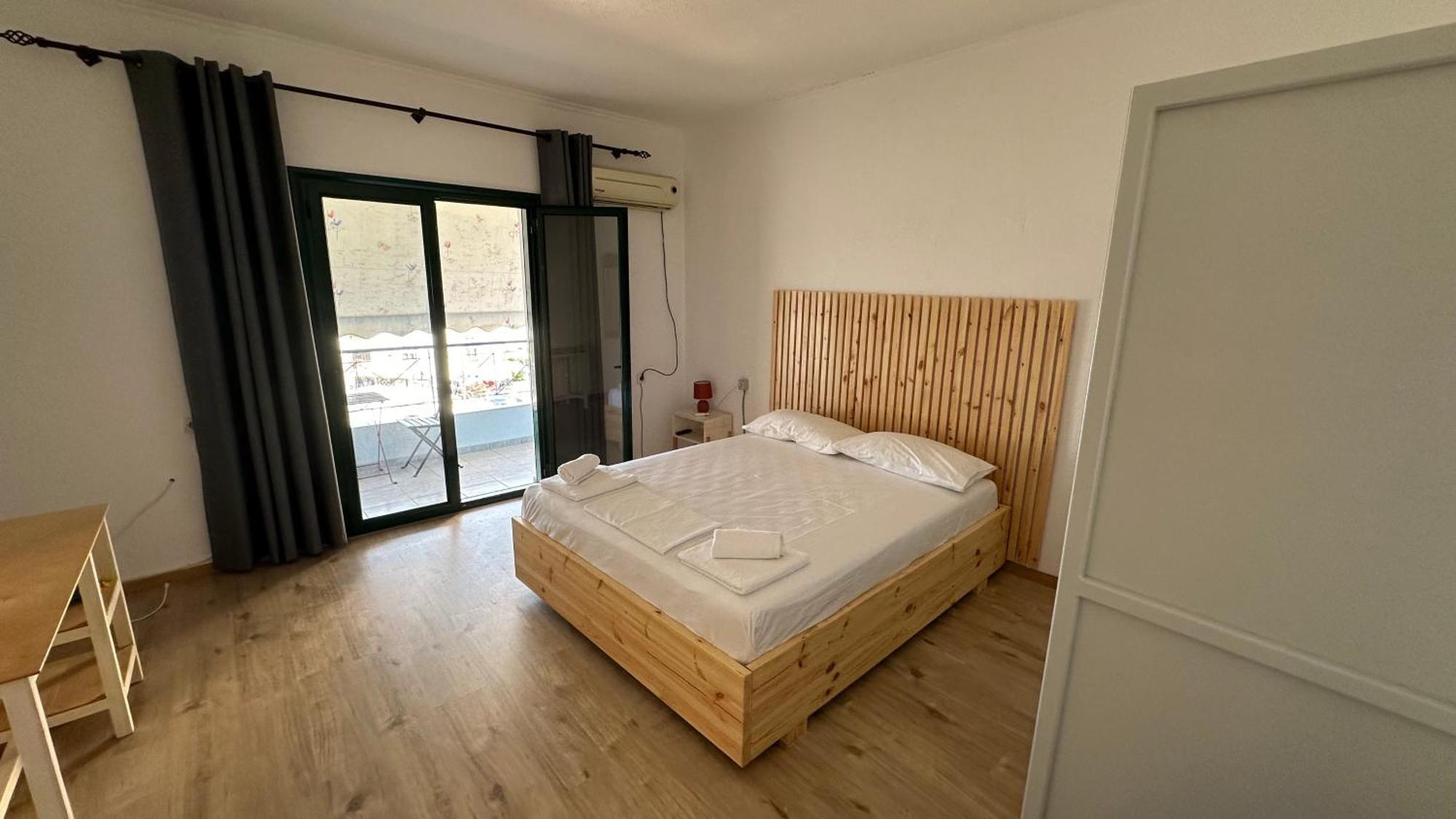 Nona'S Rooms Himare Exterior foto