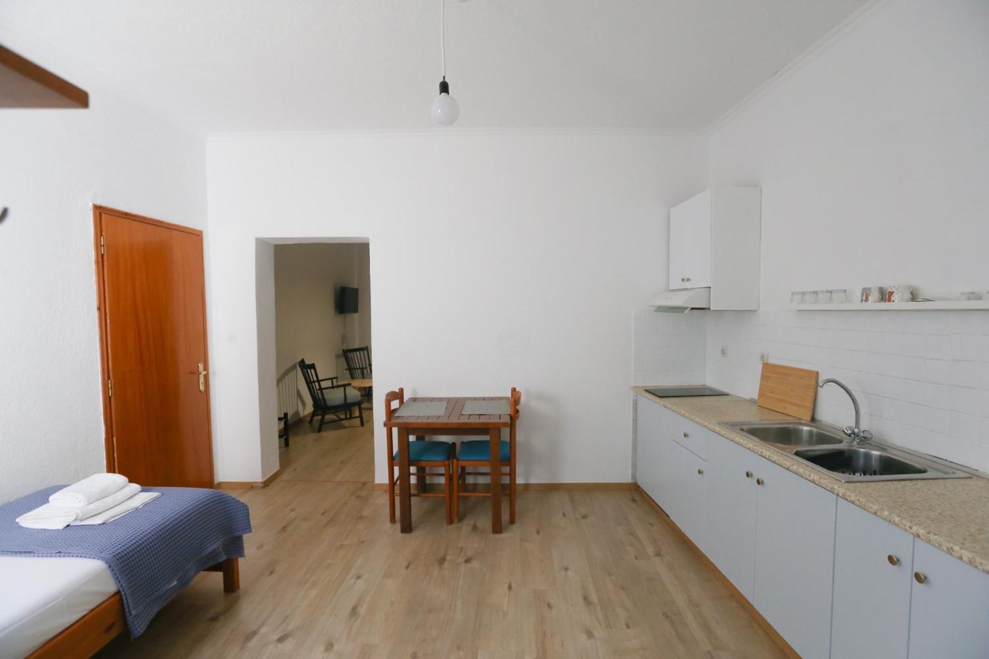 Nona'S Rooms Himare Exterior foto