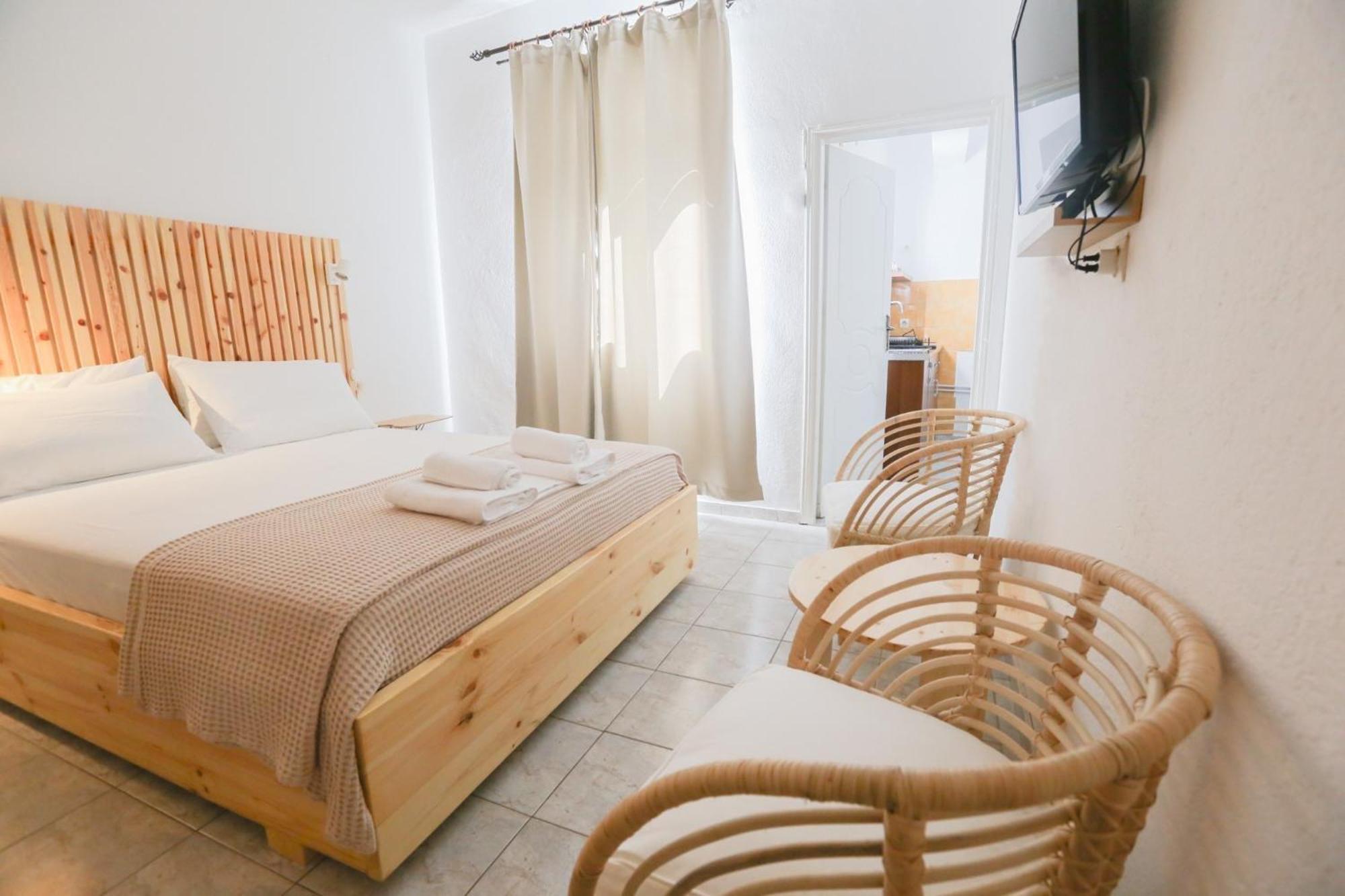 Nona'S Rooms Himare Exterior foto